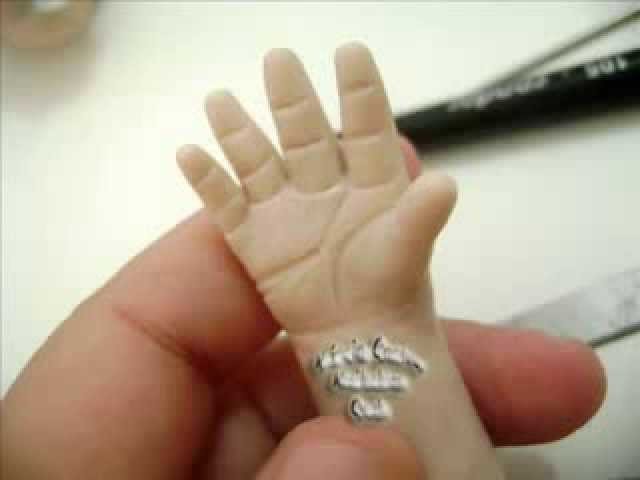 How to make a baby hands in polymer clay Márcia Castro. Pap biscuit