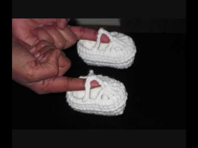 Woolen hat and slippers for new born