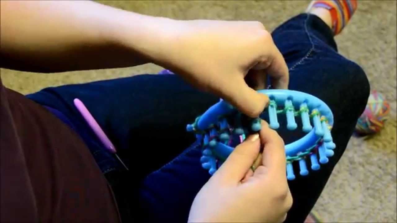 Hats 4 Hope:  How to make a preemie hat on a loom