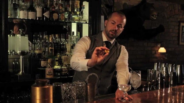 How to Make a Perfect Classic Gin Martini Cocktail, by Jim Meehan