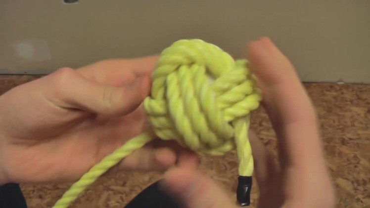 How To Tie The Monkey's Fist - HD