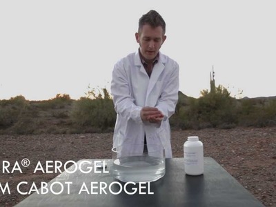 Hydrophobic Aerogel Makes Hands Waterproof