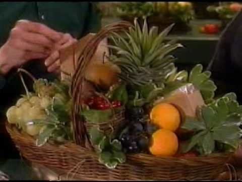 Manhattan Fruitier makes fruit basket on Martha Stewart Show