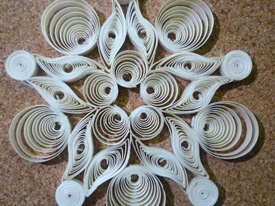 Quilled Christmas decoration n°3 step by step
