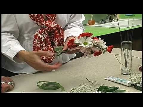 Russ on Flowers Show #25- How to Make a Corsage