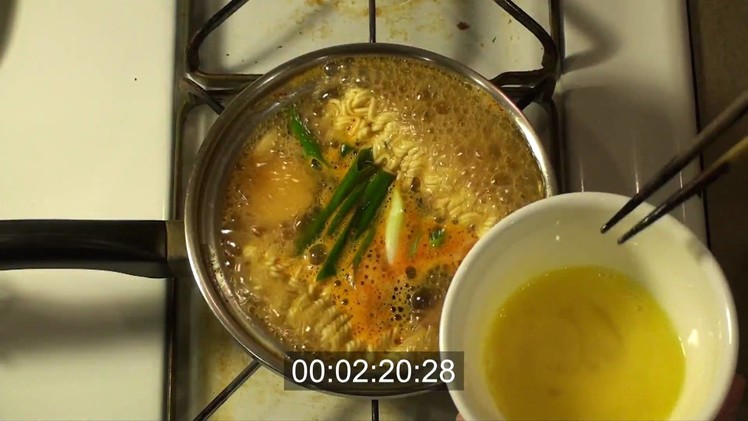 How to cook Korean Ramyeon (Ramen) in HD