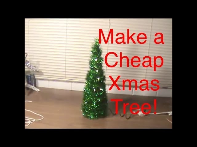 How to Make a Desk Christmas Tree!