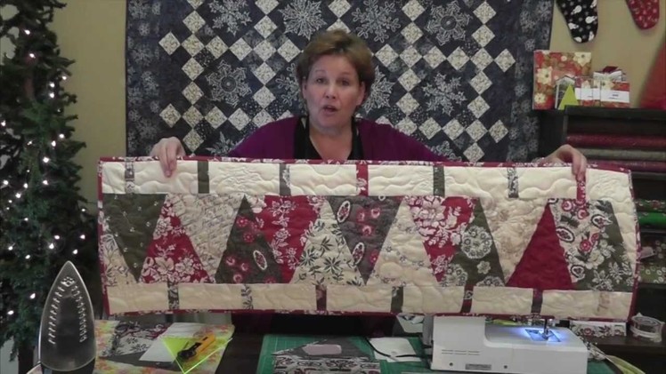 Make a Christmas Table Runner Using the Large Wedge Tool