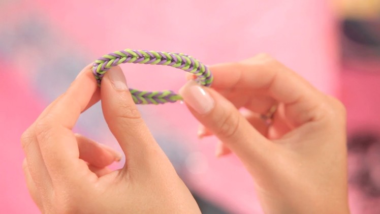 Make a Rainbow Loom Fishtail Bracelet | Bracelet Patterns