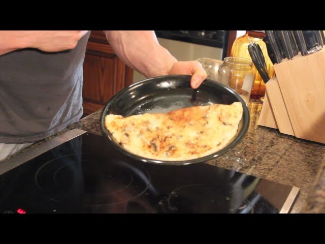 Bodybuilding Cooking:  How to Make a Healthy Omelette with Ease