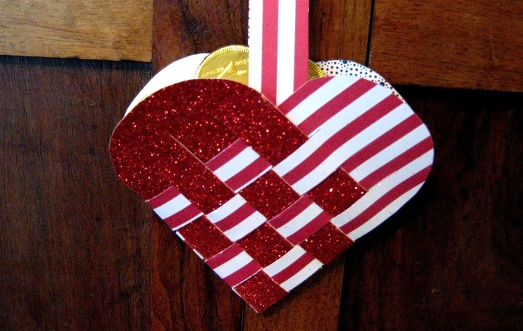 How to fold, weave a paper heart basket for Mothers Day card
