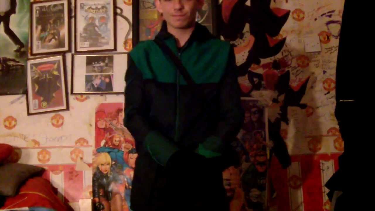 How To make a Green Arrow Costume, Bow & Quiver