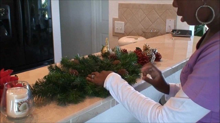 How to make your own Christmas centerpiece