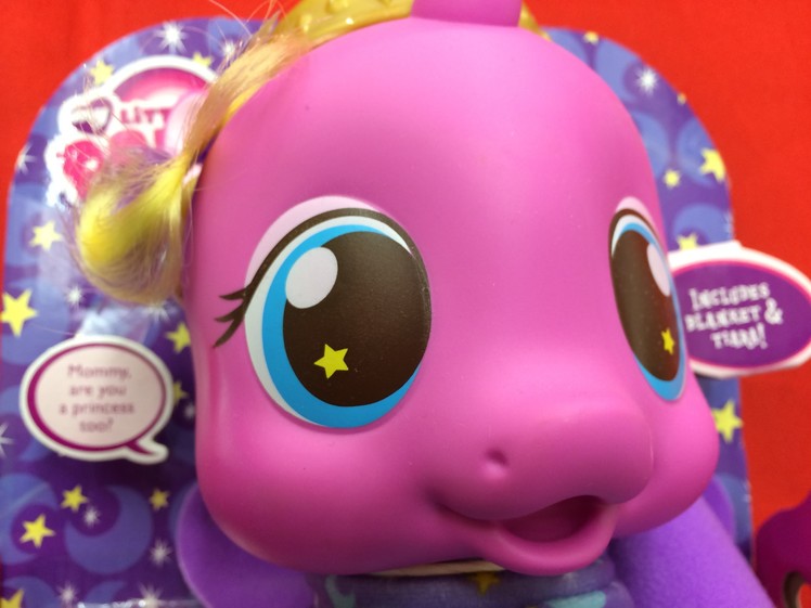 My Little Pony - Toy includes a blanket and a tiara