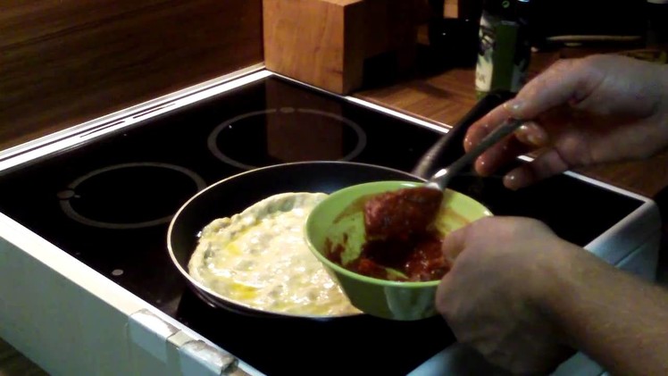 Video 3: How to make a simple pan pizza