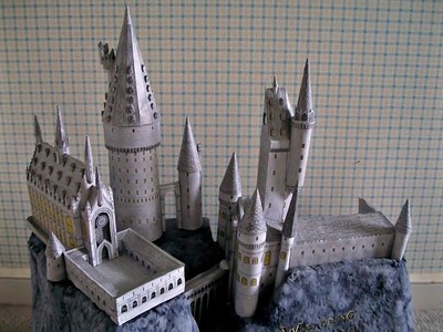 Paper Model of the Hogwarts School.Castle from The Wizarding World of Harry Potter