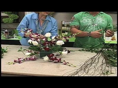 Russ on Flowers Show #26 - Wedding Reception Table Centerpiece Arrangements Using FlowerBudi System