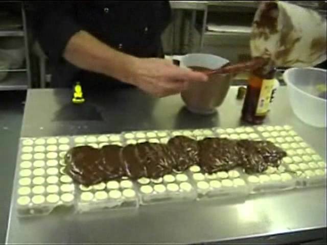 Simon Dunn Chocolatier shows how to make brandy liquer chocolates. 