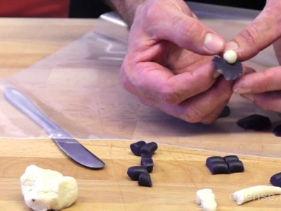 How to Make Marzipan Violets
