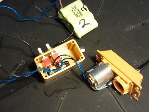 Make Electric Screw Drivers  from R.C servos.