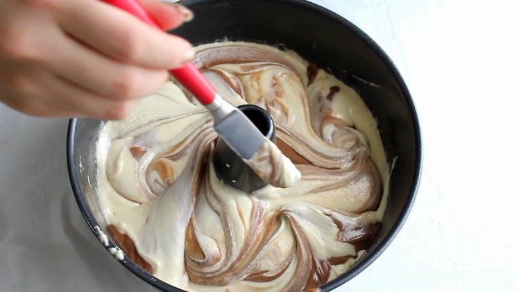 How to Marble Cake