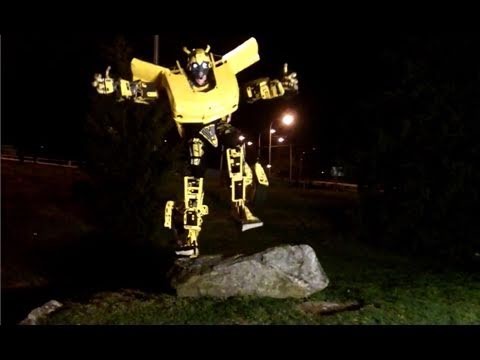 Transforming Bumblebee Costume "agility test" (episode 14)
