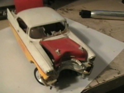 HOW TO MAKE YOUR MODEL CAR JUNKER LOOK LIKE IT WRECKED INTO A TREE OR POLE LESSON 3