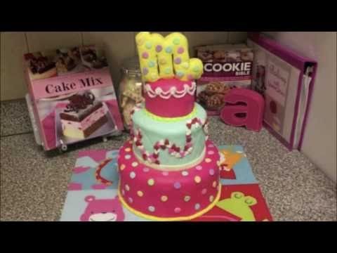 Maia's Pink Fondant Cake (2nd Fondant cake)