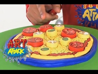 Art Attack - How To Make A PIZZA!! - Disney India (Official)