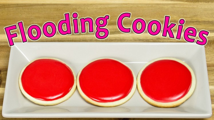 Flooding Cookies with Royal Icing by  Cookies Cupcakes and Cardio