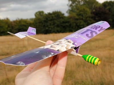 How to make a paper airplane (Cardboard Glider - Test Flight)
