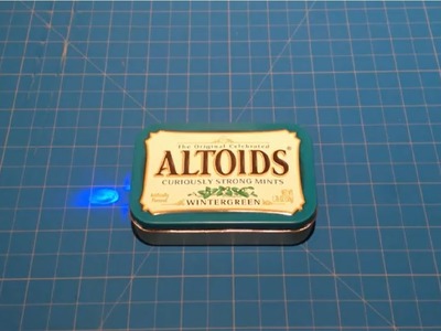 $3 Altoids Emergency USB Charger