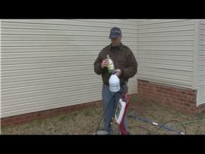 Home Improvement Projects : What Is a Good Cleaner for Vinyl Siding?