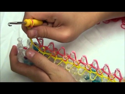 Lesson 7: How to make choker necklace with Rainbow Loom®