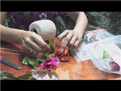 Making Hawaiian Leis : How to Make a Silk Lei