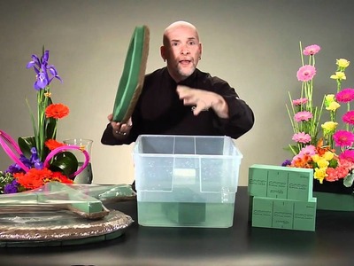 Floral Foam Soaking How-To