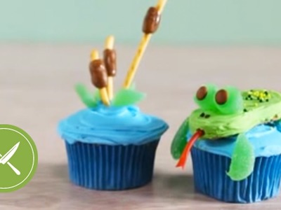 Frog and Cattails Cupcakes | Creative Cupcaking
