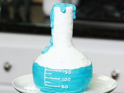 HOW TO MAKE A SCIENCE BEAKER CAKE - NERDY NUMMIES