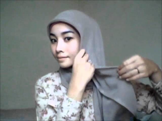 Hijab tutorial #5 - Square Scarf (3 Styles). jilbab.wmv