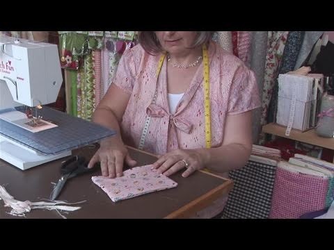 How To Sew A Cute Little Purse