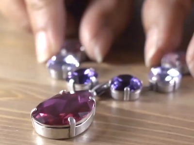 Gita-jewelry School - How to Create Necklace Centerpiece