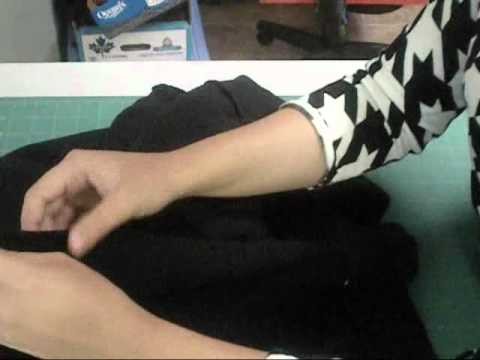 How to make a cape out of a hoodie.wmv