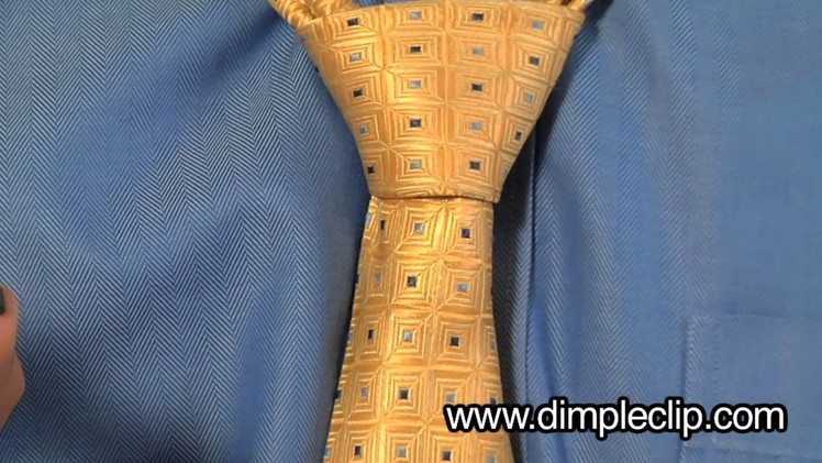 How To Tie and Dimple your Necktie (Full Windsor)
