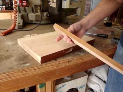 Make your own wood guitar stand