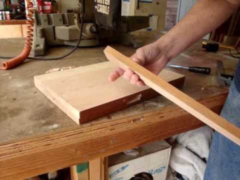Make your own wood guitar stand