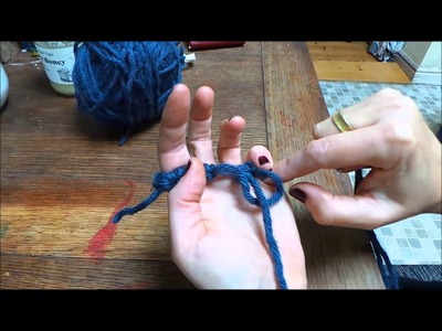 Nalbinding with blanket stitch