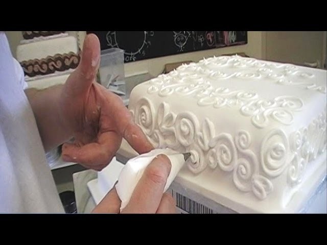 CAKE DECORATING ROYAL ICING PIPING TECHNIQUES. HOW TO PIPE A CAKE BORDER FOR BEGINNERS