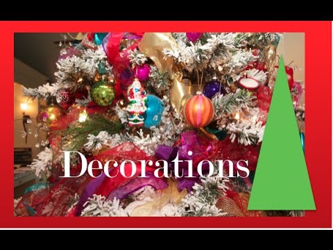 Christmas Tree decorations on a budget - How to decorate a Christmas tree with Color