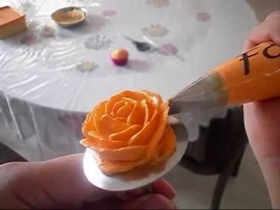 How to make a buttercream rose slower version with instructions