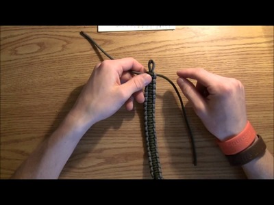 How to Make A Paracord Bracelet Without a Buckle
